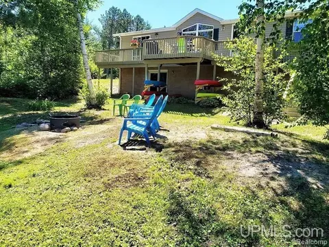e5510 Grove Street, Au Train, MI 49806