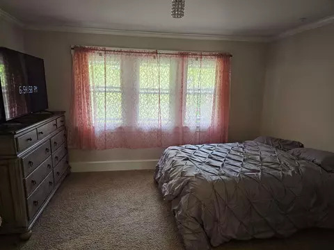 Bedroom - 617 Pine, Owosso, MI 48867 photo 3 of 4