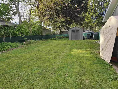 Exterior - 617 Pine, Owosso, MI 48867 photo 2 of 3