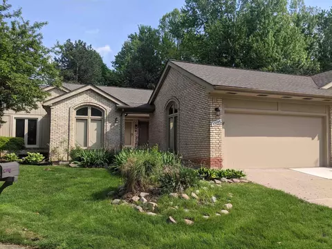 43064 W Kirkwood, Clinton Township, MI 48038