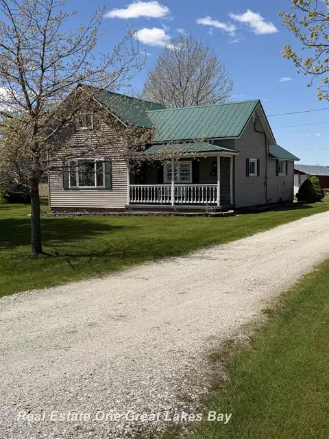 4135 N Barry, Wheeler, MI 48662