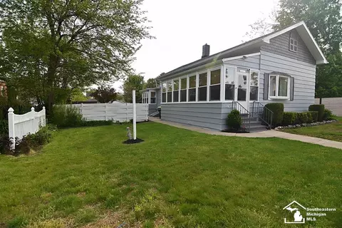 317 E 5th, Monroe, MI 48161