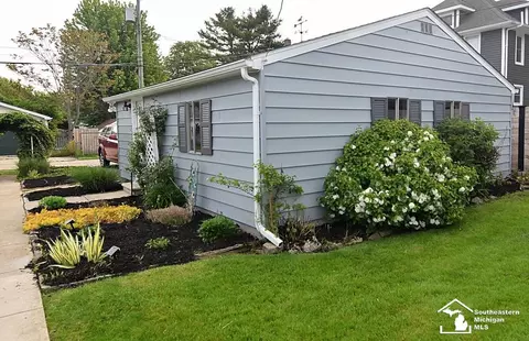 Exterior - 317 E 5th, Monroe, MI 48161 photo 14 of 18
