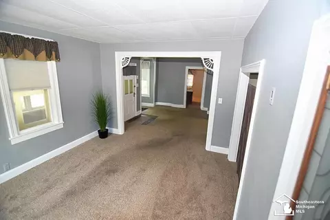 Living - 317 E 5th, Monroe, MI 48161 photo 3 of 5