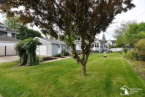 Exterior - 317 E 5th, Monroe, MI 48161 photo 15 of 18