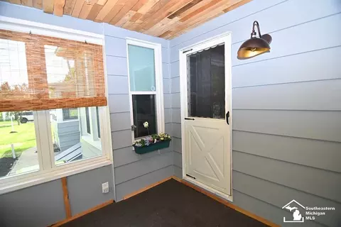 Exterior - 317 E 5th, Monroe, MI 48161 photo 5 of 18