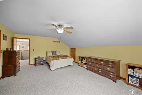 Bedroom - 8085 Wadding, Onsted, MI 49265 photo 9 of 9