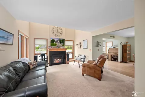 Living - 8085 Wadding, Onsted, MI 49265 photo 1 of 1