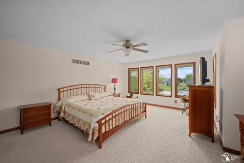 Bedroom - 8085 Wadding, Onsted, MI 49265 photo 7 of 9