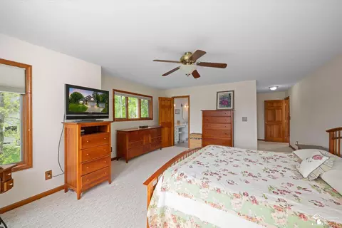 Bedroom - 8085 Wadding, Onsted, MI 49265 photo 6 of 9