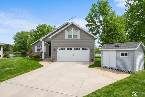 Exterior - 8085 Wadding, Onsted, MI 49265 photo 2 of 10