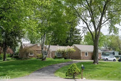 149 Orchardale, Rochester, MI 48309