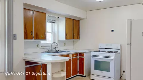 Kitchen - 1847 Barks, Flint, MI 48503 photo 1 of 4