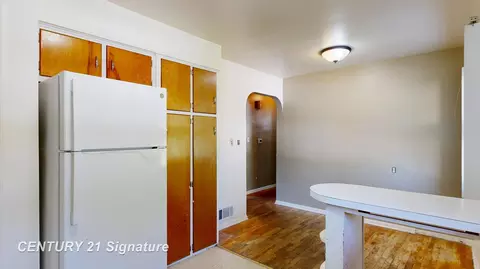 Entry Way - 1847 Barks, Flint, MI 48503 photo 2 of 2