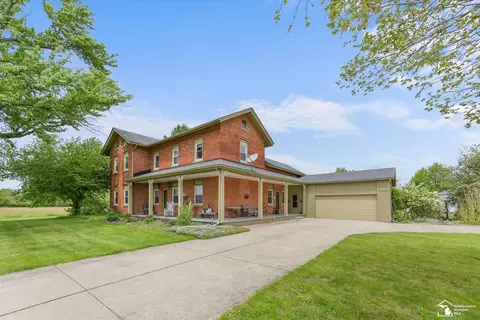 12242 S Stoney Crk, Maybee, MI 48159