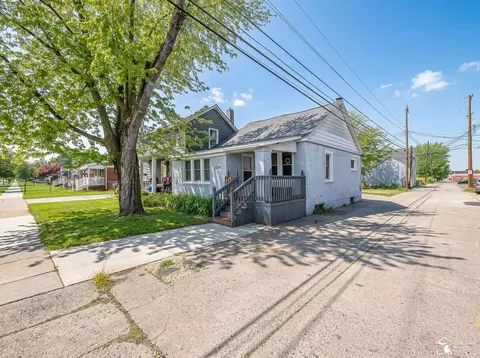 1288 Stewart, Lincoln Park, MI 48146