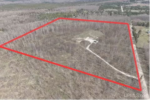 2493 N Letson, Gulliver, MI 49840