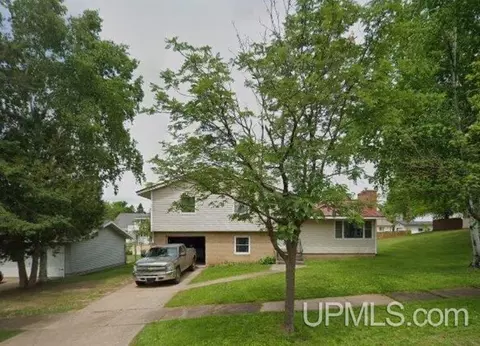 639 Jopling, Ishpeming, MI 49849