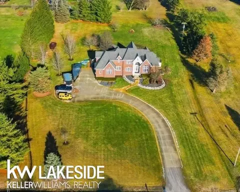 21901 31 Mile, Ray Twp, MI 48096