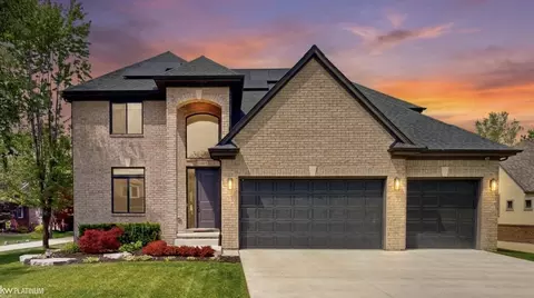 11847 Liberty Woods, Washington, MI 48094