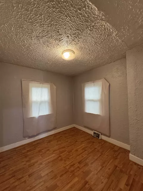 Bedroom - 2957 Mackin, Flint, MI 48504 photo 3 of 4