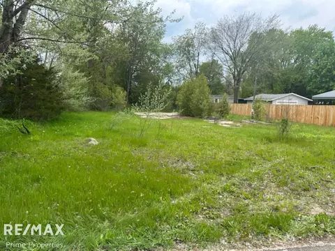 418 Locust, Howard City, MI 49329