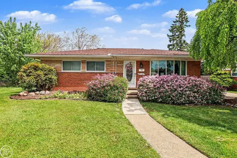 6181 N Bankle, Dearborn Heights, MI 48127