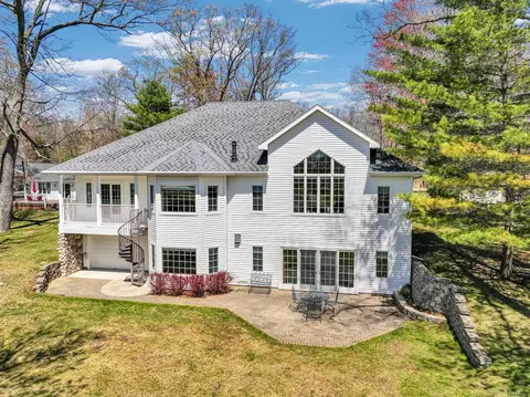 2185 E Houghton, Houghton Lake, MI 48629