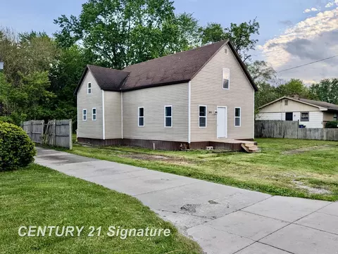 345 Shattuck, Saginaw, MI 48604