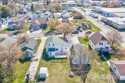 View/Area - 511 N 20th, Escanaba, MI 49829 photo 3 of 4