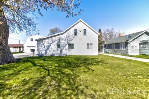 Exterior - 511 N 20th, Escanaba, MI 49829 photo 8 of 8