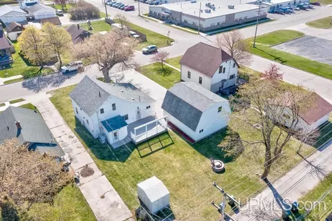 View/Area - 511 N 20th, Escanaba, MI 49829 photo 2 of 4