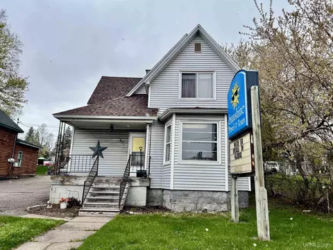 831 S Stephenson, Iron Mountain, MI 49801