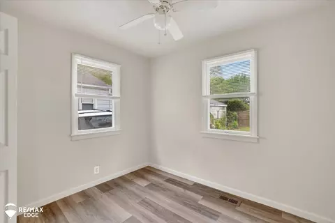 Bedroom - 3806 Pitkin, Flint, MI 48506 photo 3 of 4