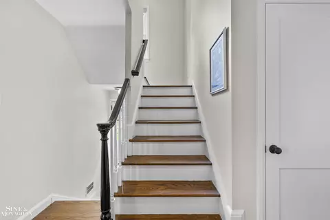 Entry Way - 106 Meadow, Grosse Pointe Farms, MI 48236 photo 3 of 5