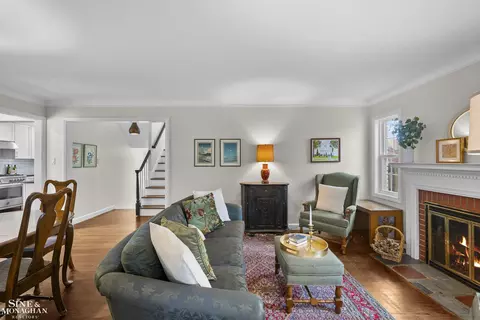 Living - 106 Meadow, Grosse Pointe Farms, MI 48236 photo 3 of 6