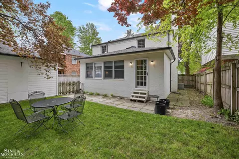 Exterior - 106 Meadow, Grosse Pointe Farms, MI 48236 photo 3 of 6