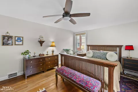 Bedroom - 106 Meadow, Grosse Pointe Farms, MI 48236 photo 3 of 6