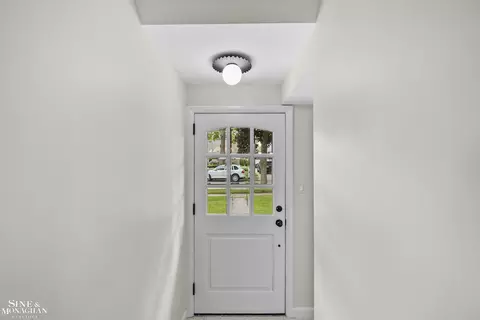 Entry Way - 106 Meadow, Grosse Pointe Farms, MI 48236 photo 5 of 5