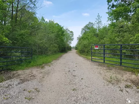 13635 Exeter, Carleton, MI 48117