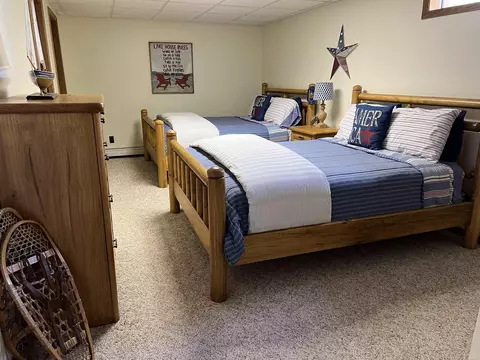Bedroom - 2004 N N Hvn #LOT 47, Gladwin, MI 48624 photo 4 of 4