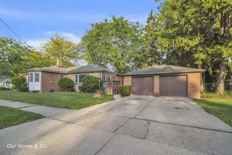 1737 Newberry, Saginaw, MI 48602