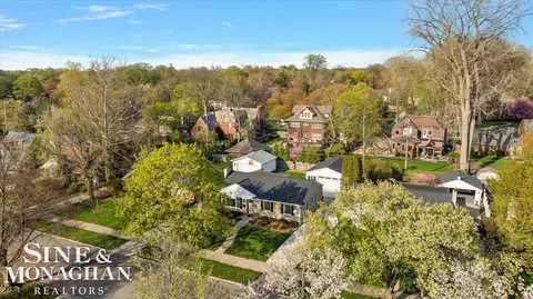View/Area - 1044 Somerset, Grosse Pointe Park, MI 48230 photo 1 of 5