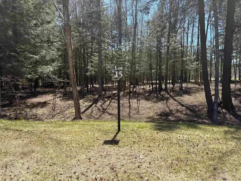 3445 Nuthatch, Marquette, MI 49855