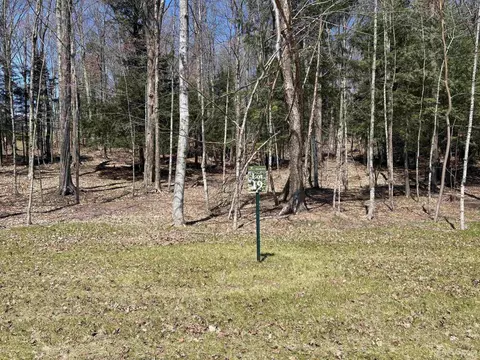 3429 Nuthatch, Marquette, MI 49855