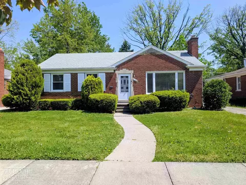 2168 Allard, Grosse Pointe Woods, MI 48236
