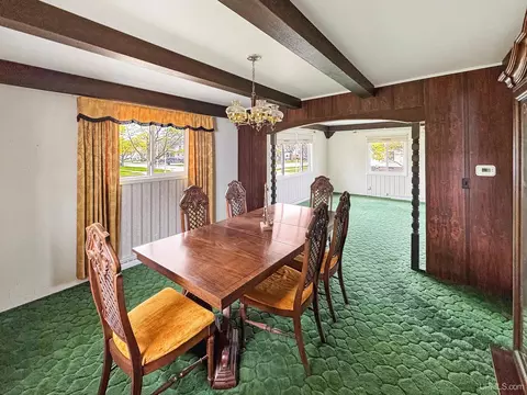 Dining - 1400 S 3rd, Escanaba, MI 49829 photo 2 of 3