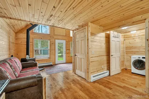 Entry Way - 14675 33rd, Wetmore, MI 49895 photo 1 of 3