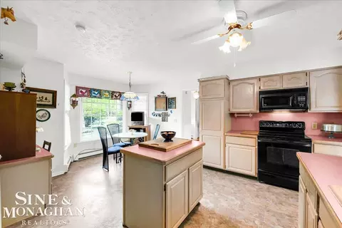 Kitchen - 9017 Stone, Algonac, MI 48001 photo 5 of 8