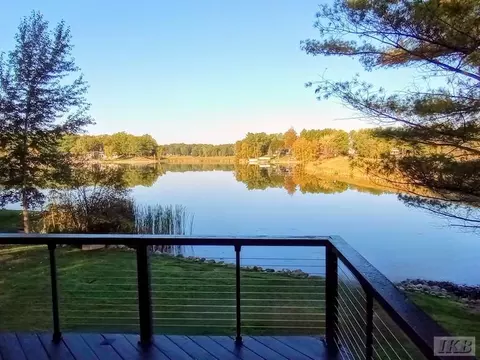 Exterior - 2119 Middle Hvn, Gladwin, MI 48624 photo 6 of 12